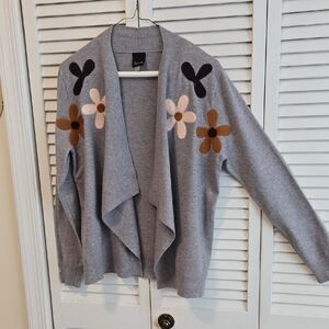 Gray Floral-Appliqué Open Front Cardigan